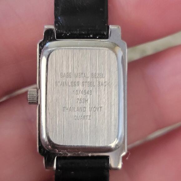 Vintage Watches Anne Klein II 10/4543 Quartz Silver Rectangular Dial Watch - Picture 3 of 10